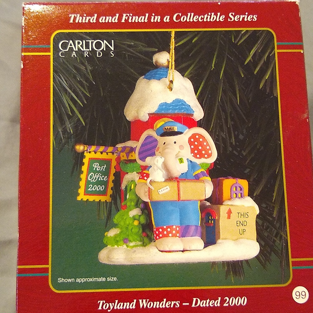 2000 Hallmark Post office in Toyland Keepsake. Elephant Christmas 🎄